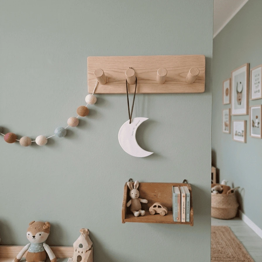 Suspension Lune en argile - Décoration murale chambre enfant